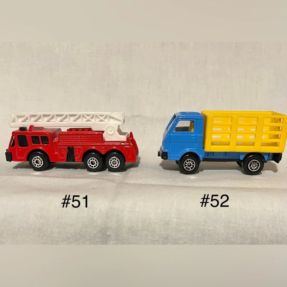 Maisto Trucks (49-52)